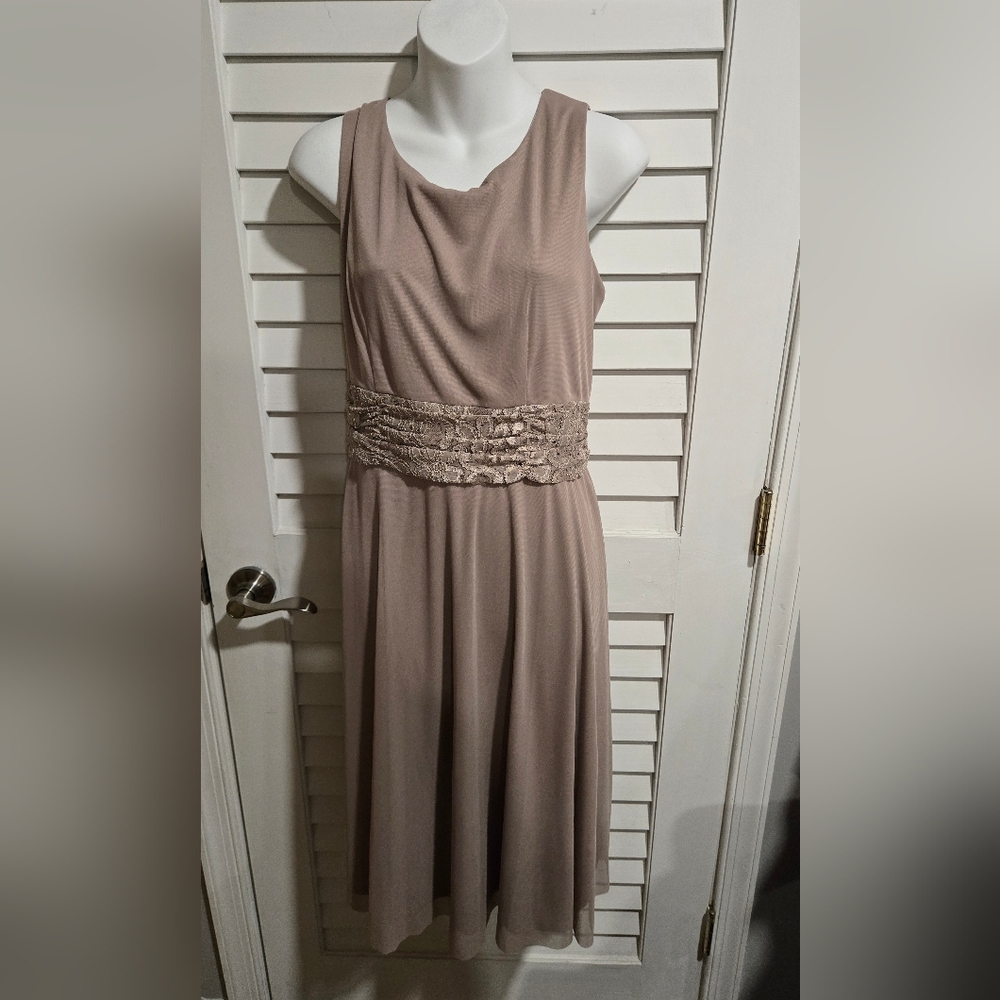 Jessica Howard Taupe Midi Dress with Lace Waist